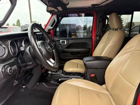 Used 2018 Jeep Wrangler Unlimited Rubicon AWD/4WD image 24
