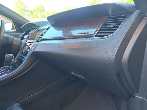 Used 2019 Ford Taurus Limited w/ Driver Assist Package AWD/4WD image 21