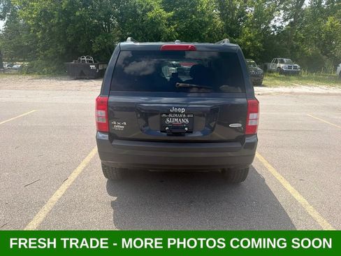 Used 2014 Jeep Patriot Latitude AWD/4WD image 3