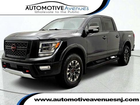 Used 2024 Nissan Titan PRO-4X w/ Pro-4x Convenience Package AWD/4WD image 1
