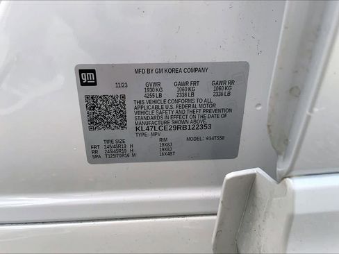 Used 2024 Buick Envista Avenir image 35