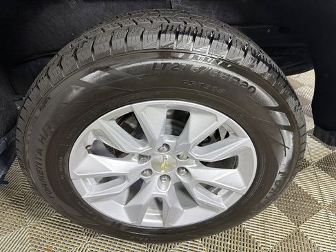 Used 2020 Chevrolet Silverado 1500 Custom w/ Custom Value Package image 19