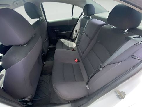 Used 2014 Chevrolet Cruze LT FWD image 7