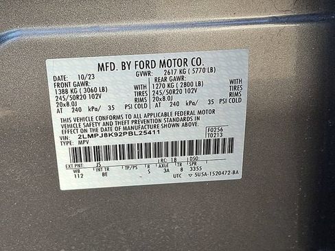 Certified 2023 Lincoln Nautilus Reserve AWD/4WD image 25