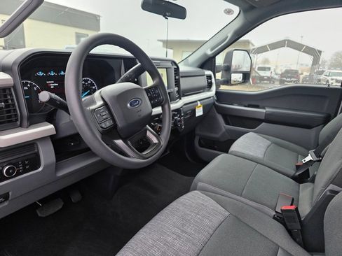 New 2026 Ford F350 XLT w/ FX4 Off-Road Package image 9