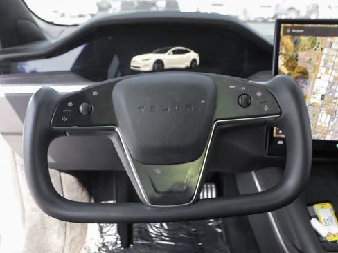 Used 2022 Tesla Model S AWD/4WD image 19