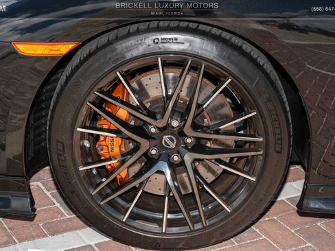 Used 2020 Nissan GT-R Premium w/ Premium Interior Package AWD/4WD image 40