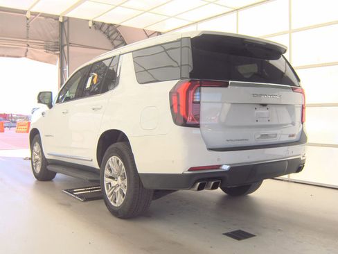 Used 2025 GMC Yukon Denali image 6