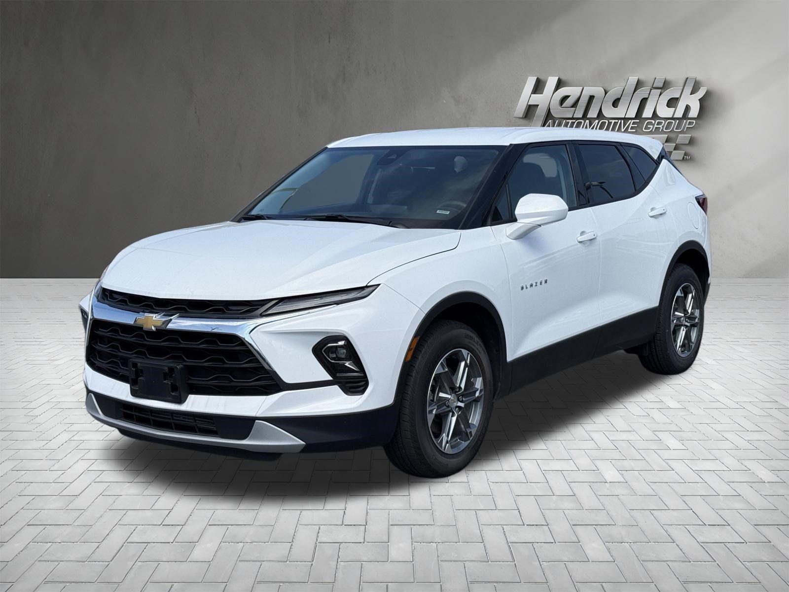 Used 2025 Chevrolet Blazer LT FWD image 5