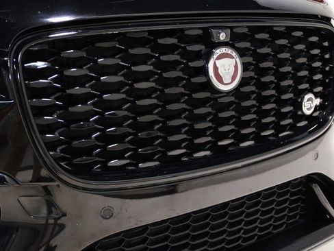 Used 2022 Jaguar F-PACE SVR AWD/4WD image 28