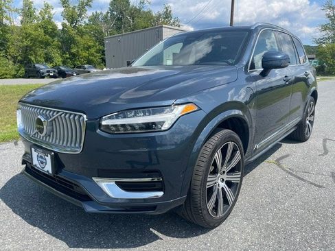 Used 2025 Volvo XC90 T8 Plus w/ Protection Package Premier AWD/4WD image 1