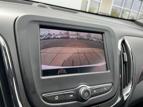 Used 2023 Chevrolet Equinox RS image 19