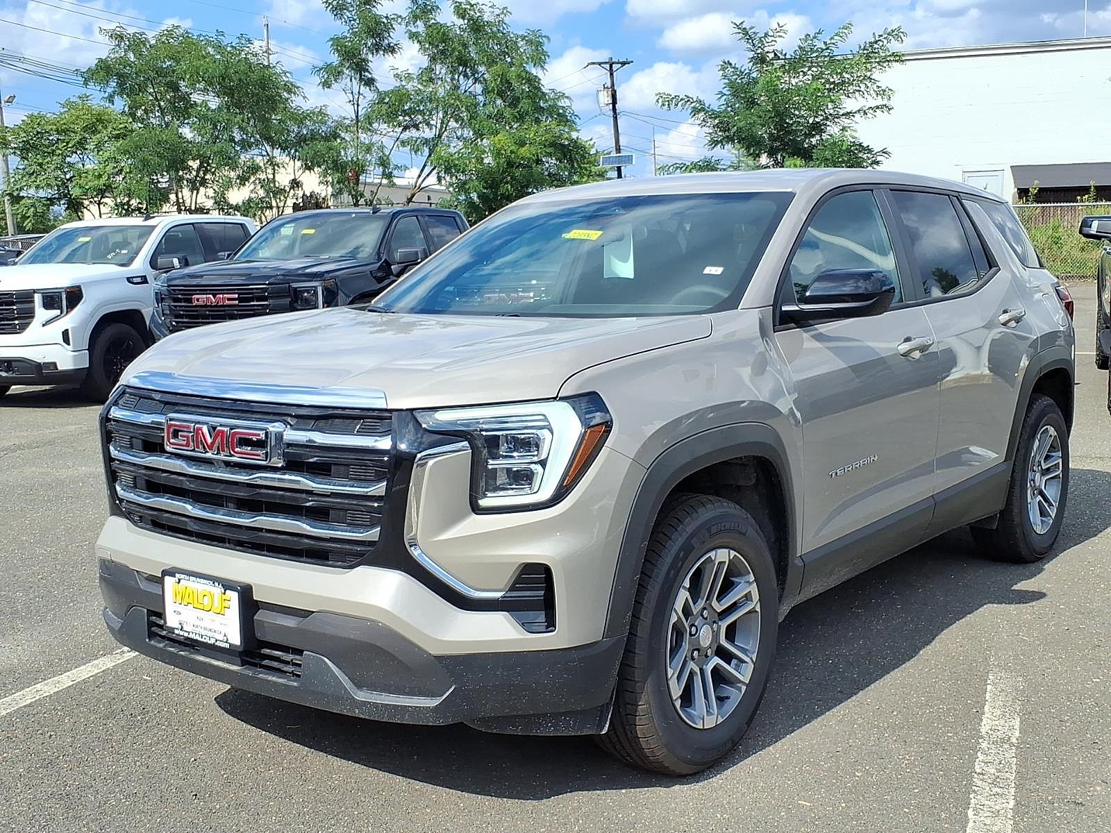 New 2027 GMC Terrain Elevation AWD/4WD image 3