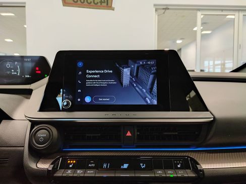 New 2026 Toyota Prius XLE image 25