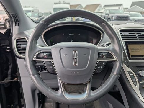 Used 2019 Lincoln Nautilus Reserve w/ Ultimate Package image 28