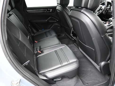Certified 2021 Porsche Cayenne GTS AWD/4WD image 10
