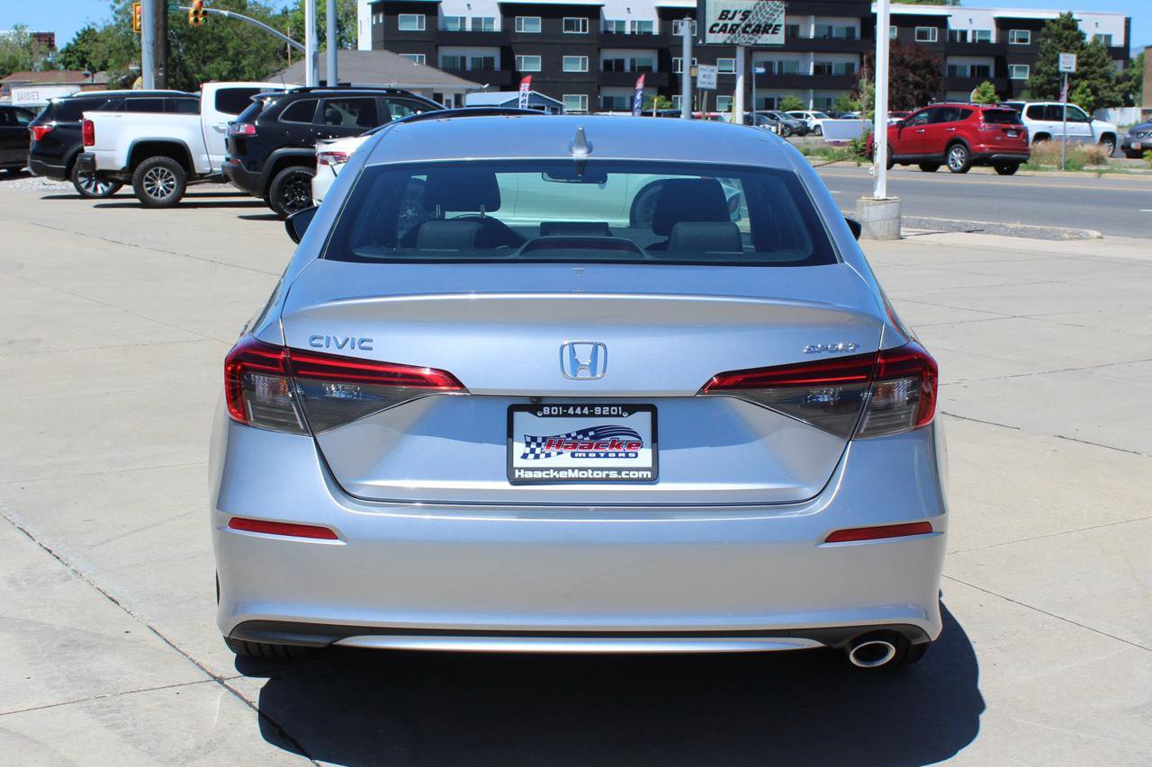 Used 2024 Honda Civic Sport image 9