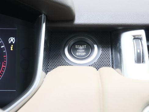 Used 2018 Land Rover Range Rover Sport HSE AWD/4WD image 18