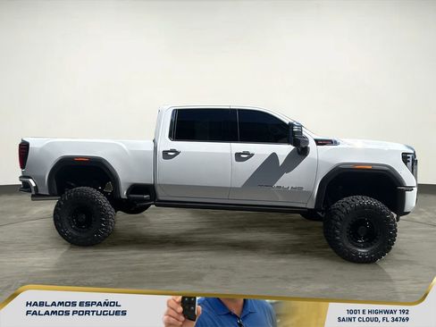 Used 2025 GMC Sierra 3500 Denali w/ Denali Reserve Package AWD/4WD image 7