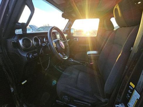 Used 2021 Jeep Wrangler Unlimited Sport image 11