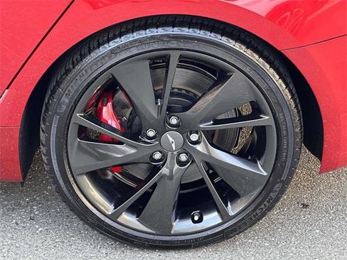 Used 2023 Genesis G70 3.3T w/ Sport Prestige Package image 12