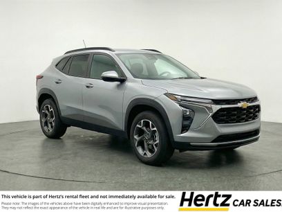 Used 2025 Chevrolet Trax LT