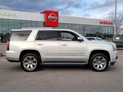 Used 2016 GMC Yukon Denali w/ Open Road Package image 2