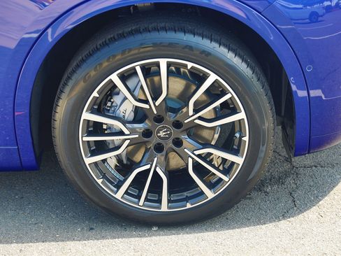 New 2024 Maserati Grecale GT image 12