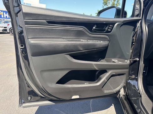 Used 2023 Honda Odyssey Touring image 22