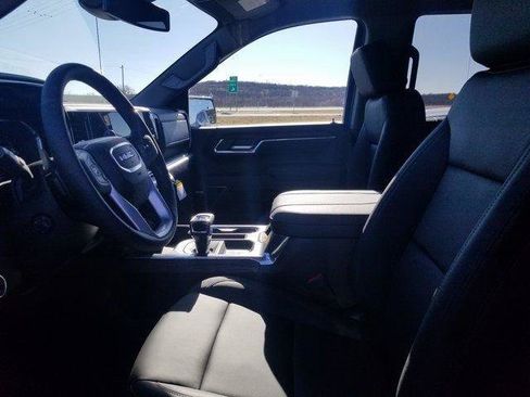 New 2026 GMC Sierra 1500 SLT AWD/4WD image 9