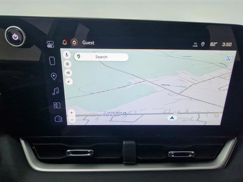 New 2026 Chevrolet Equinox LT w/ LPO, Floor Liner Package image 18