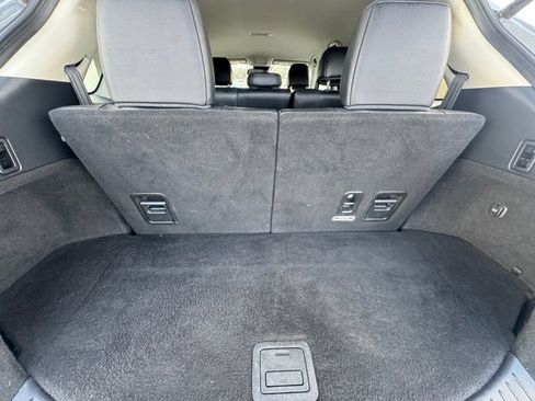 Used 2018 MAZDA CX-9 Touring image 31