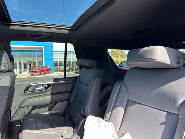 New 2027 Chevrolet Tahoe Z71 w/ Comfort Package AWD/4WD image 14