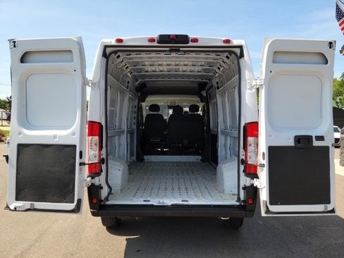 Used 2024 RAM ProMaster 2500 w/ Power Group FWD image 13
