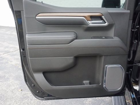 New 2026 Chevrolet Silverado 1500 High Country w/ Midnight Edition image 30