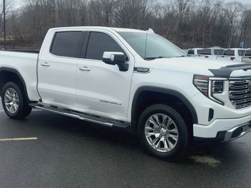 Used 2023 GMC Sierra 1500 Denali image 2
