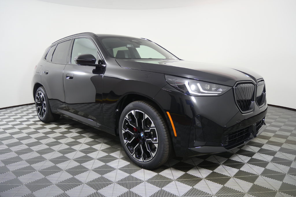 Used 2026 BMW X3 xDrive30i w/ M Sport Package AWD/4WD image 2