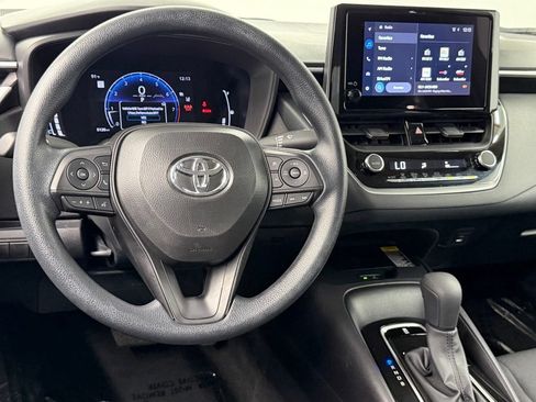 Used 2026 Toyota Corolla LE w/ LE Premium Package FWD image 35