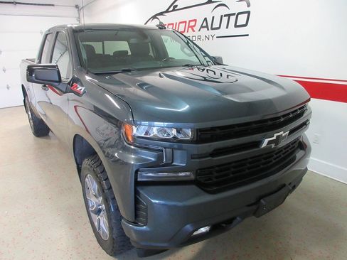 Used 2019 Chevrolet Silverado 1500 RST image 11
