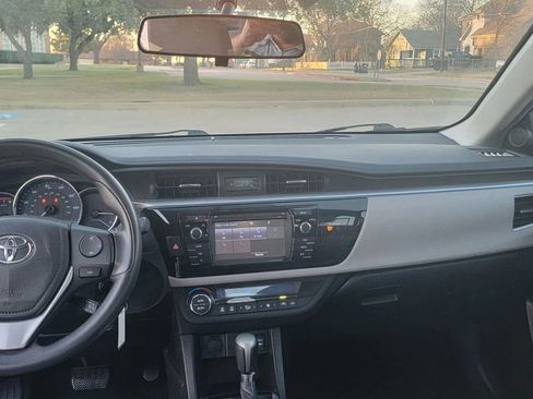 Used 2016 Toyota Corolla L image 16