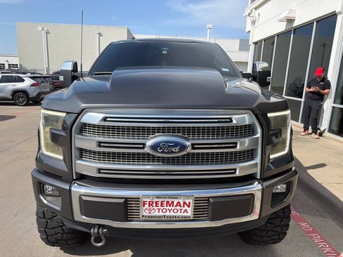 Used 2017 Ford F150 XL w/ Equipment Group 101A Mid RWD image 3