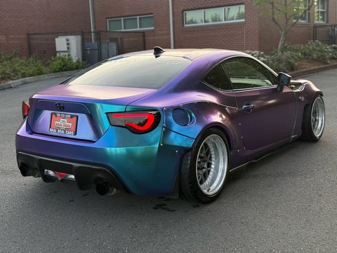 Used 2015 Scion FR-S Release Series 1.0 RWD image 7