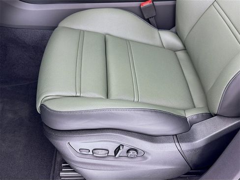 New 2026 Porsche Cayenne Coupe image 13