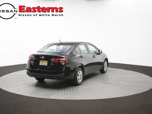 Used 2025 Nissan Versa S FWD image 38