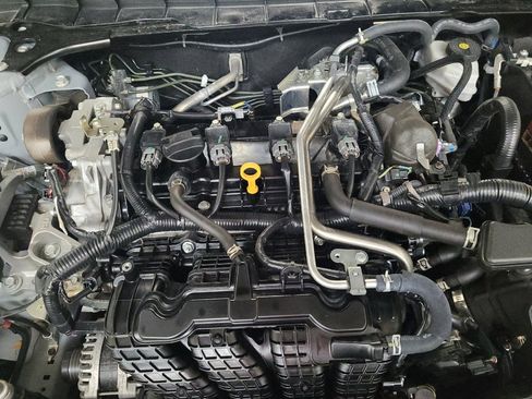 Used 2024 Nissan Altima 2.5 SV image 30