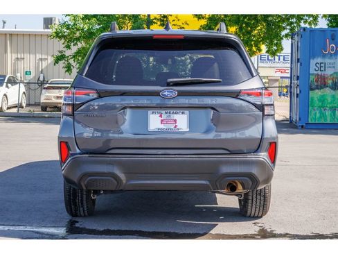 Certified 2025 Subaru Forester Premium AWD/4WD image 4