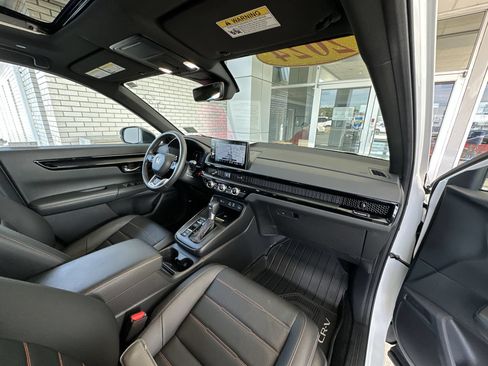 Used 2024 Honda CR-V Sport Touring image 29