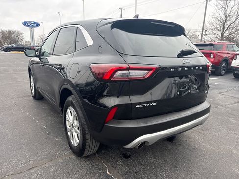 Used 2023 Ford Escape Active image 9