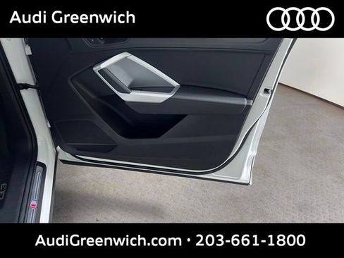 Used 2024 Audi Q3 2.0T Premium w/ Convenience Package AWD/4WD image 10
