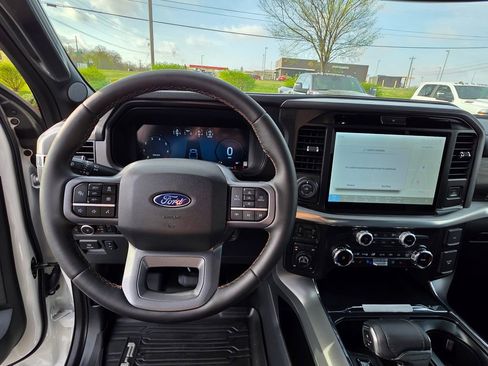 Used 2025 Ford F150 Lariat w/ Equipment Group 502A High image 18